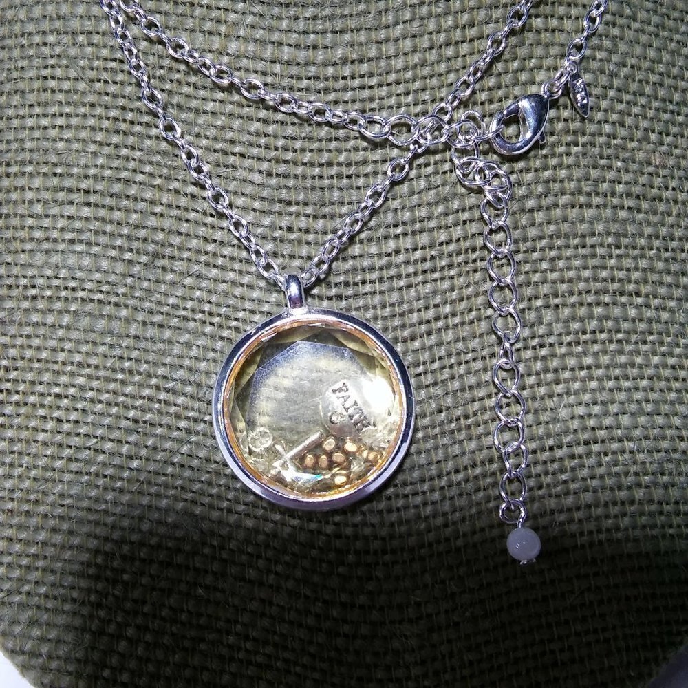 Women`s silver tone charm faceted faith cross neck